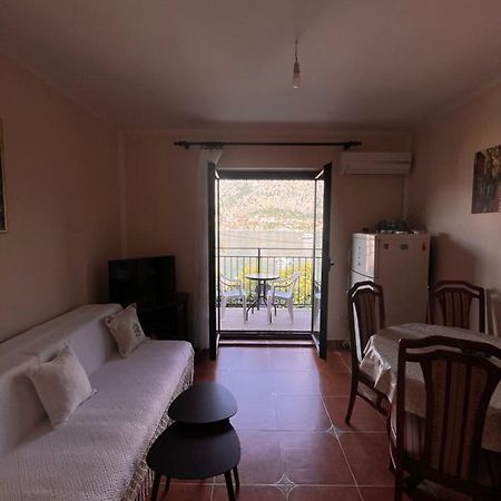 Apartment With Sea View Kotor Luaran gambar
