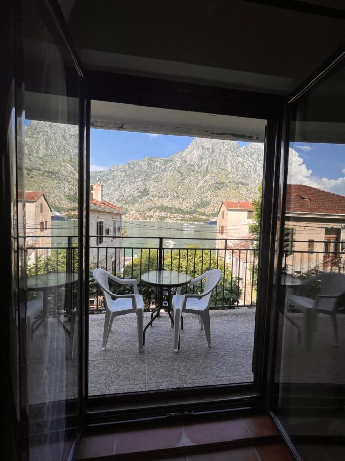 Apartment With Sea View Kotor Luaran gambar